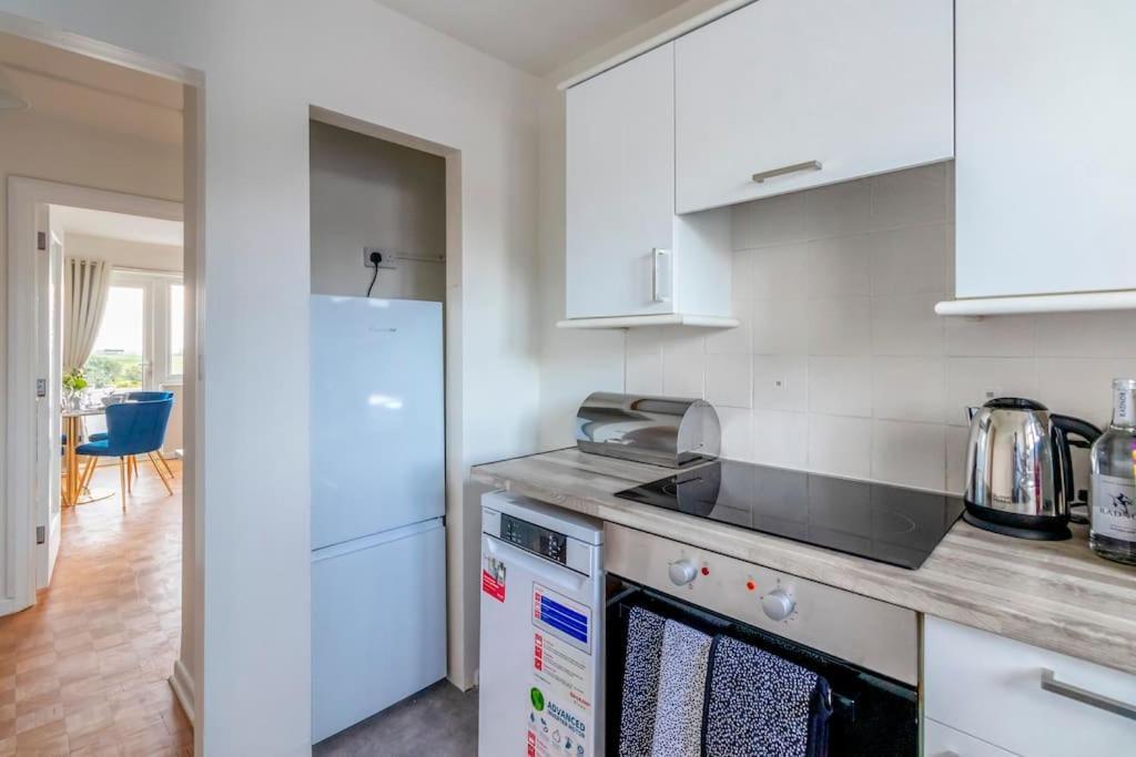 Beautiful Sea View 2 Bedroom Sleeps 6-Free Parking Bournemouth Ngoại thất bức ảnh