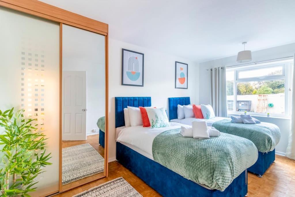 Beautiful Sea View 2 Bedroom Sleeps 6-Free Parking Bournemouth Ngoại thất bức ảnh