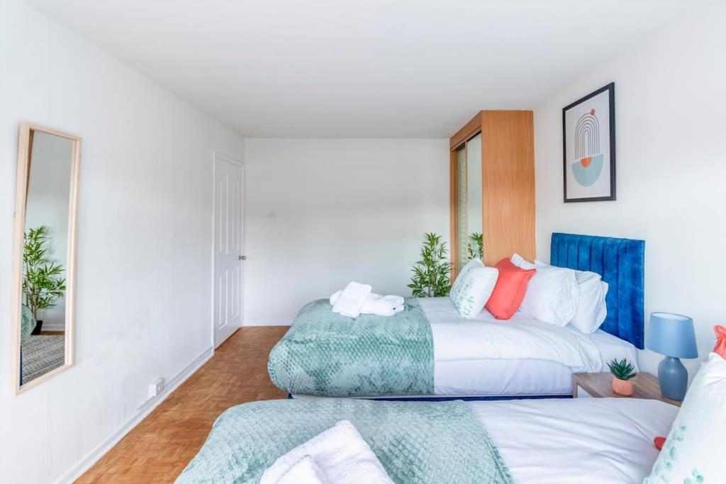 Beautiful Sea View 2 Bedroom Sleeps 6-Free Parking Bournemouth Ngoại thất bức ảnh